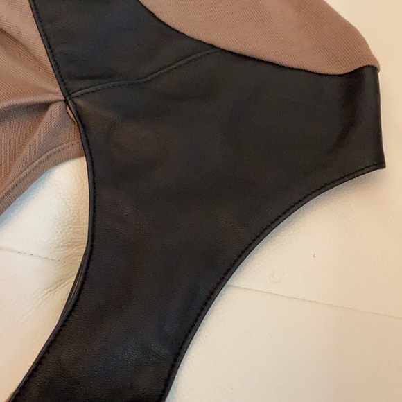 DONNA MIZANI CUT OUT SWEATER - Picture 5 of 6